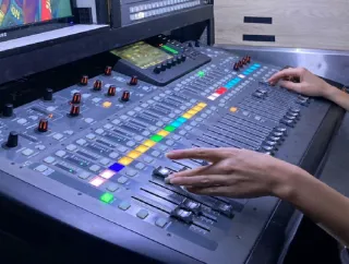 Mesa de Sonido Behringer X32