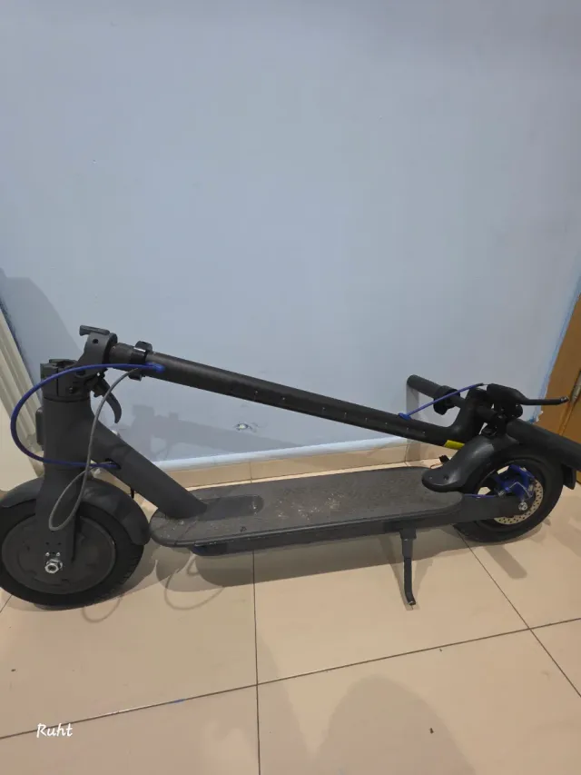 Patinete Eléctrico Negro