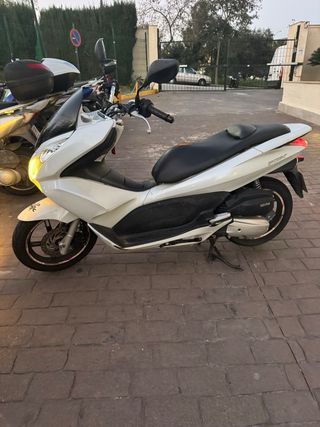 Honda PCX 125 2014 Blanca