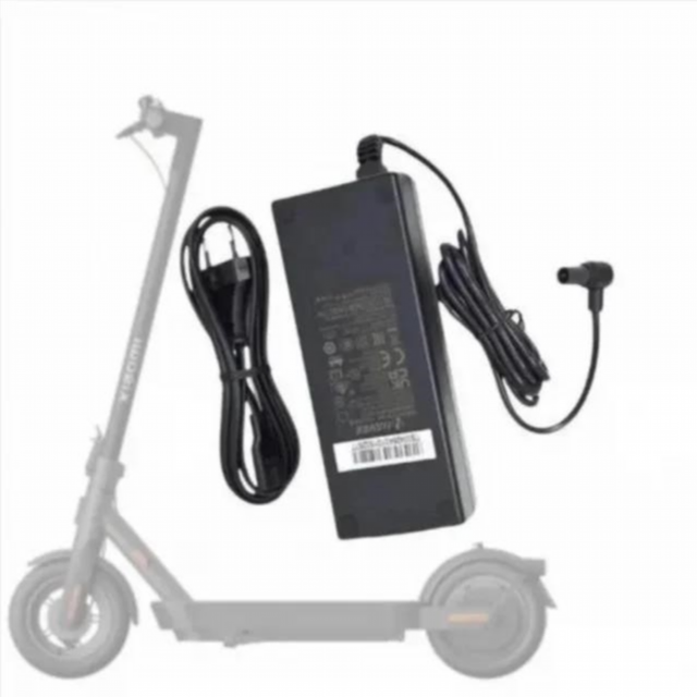 Cargador Xiaomi 4 Ultra / 4 Pro 2a gen nuevo