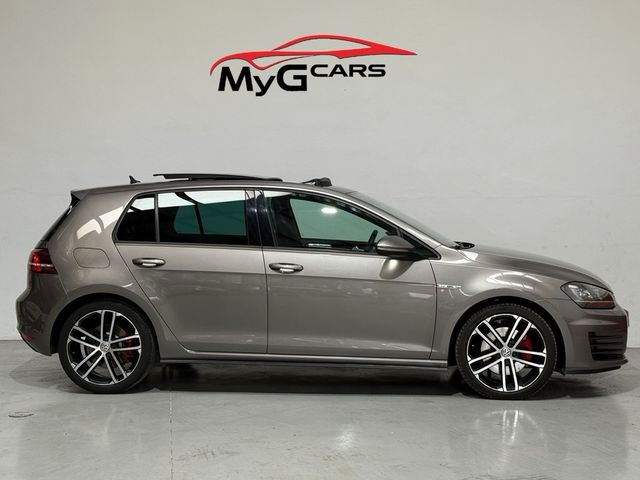 Volkswagen Golf 2016