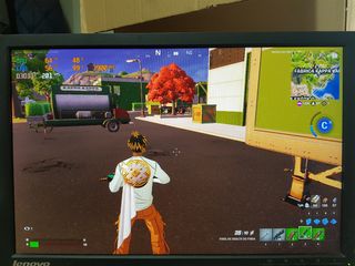 PC Gaming i5 8500 6 núcleos 16Gb Ram Rx 590 8gb