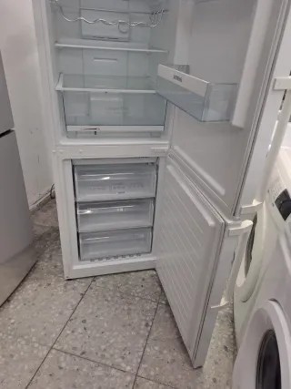 Nevera Siemens a+ 185,Cm Nofrost