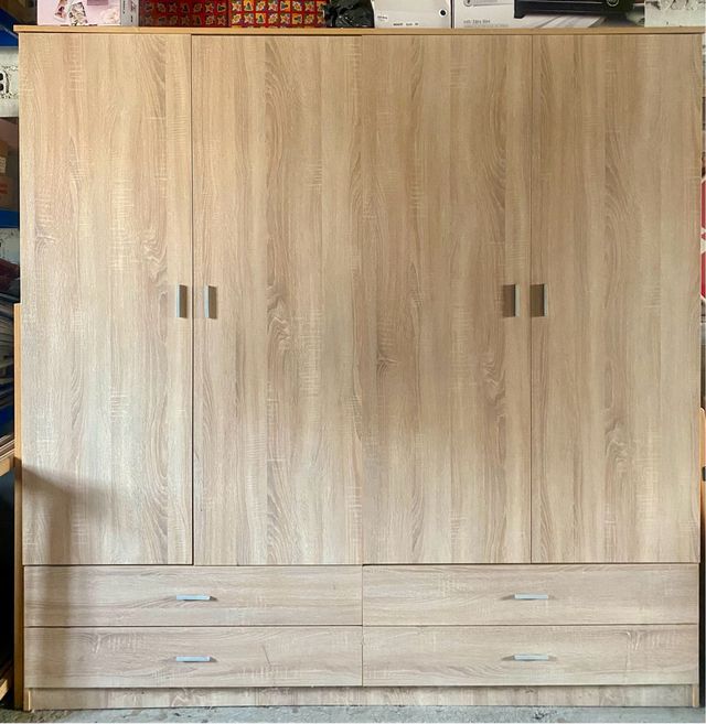 Armario grande semi nuevo 