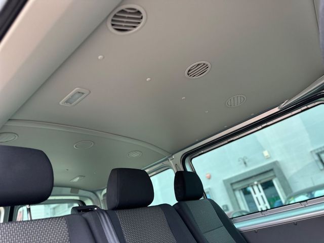 Volkswagen Transporter T6 Kombi 2022