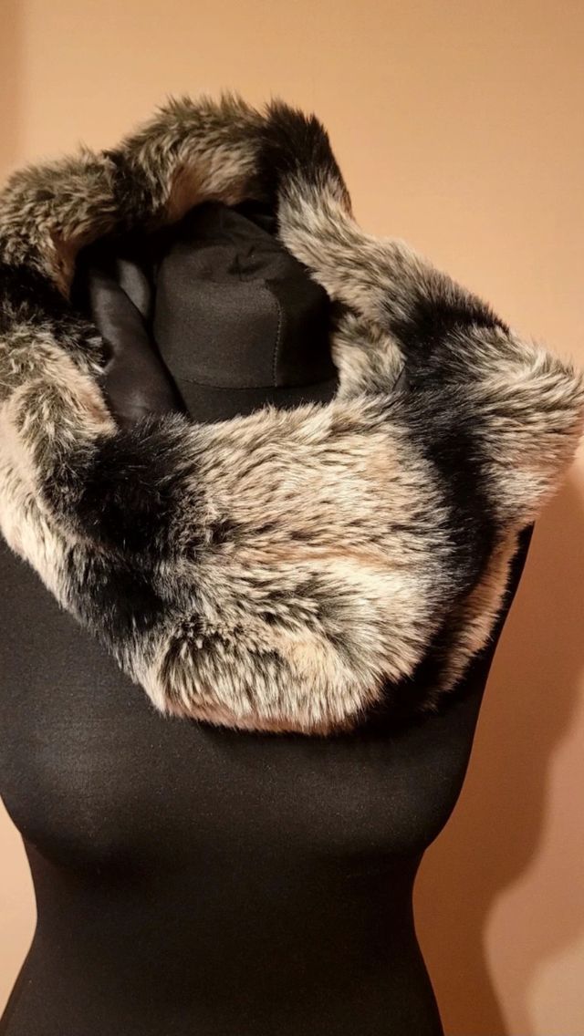 Cuello de pelo sintético Accessorize 