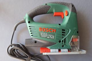 Sierra de calar Bosch PST 680 E
