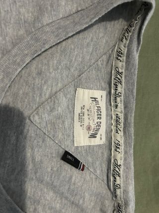 Camiseta Tommy Hilfiger Gris Talla S