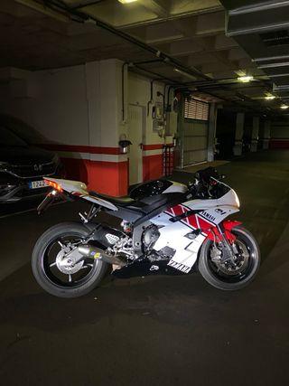 Yamaha R6R