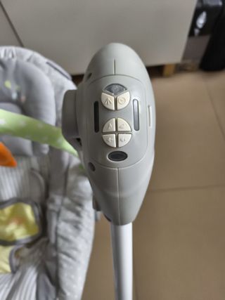 Columpio  bebé con sonido y movimiento