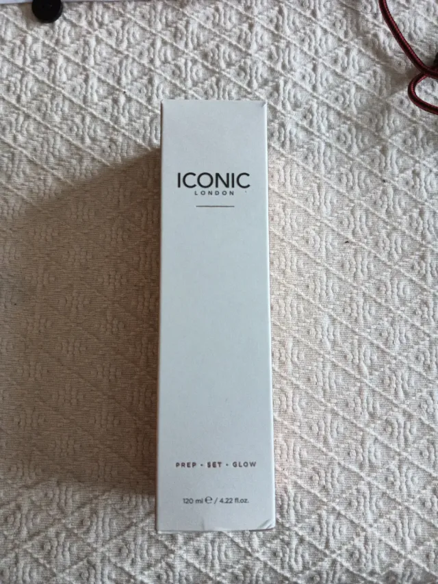 Iconic London Prep Set Glow