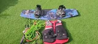 Tabla Wakeboard con Botas y Cuerda