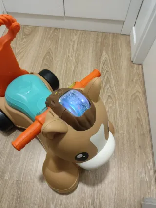 Andador Poni Fisher-Price con Música