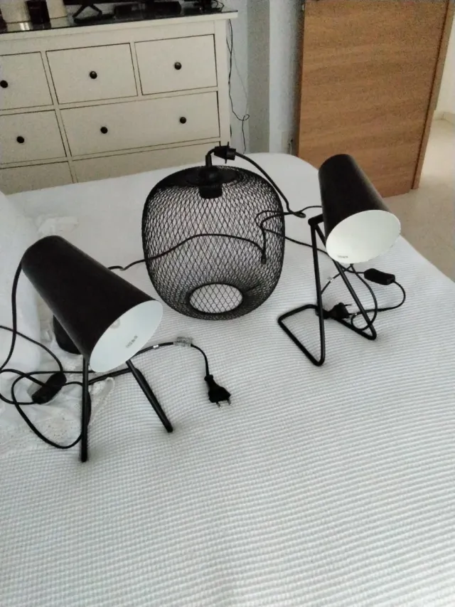Juego 2 Lámparas Negras y Blancas ikea