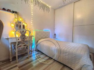 Casa en venta en La Font d'en Fargues en Barcelona