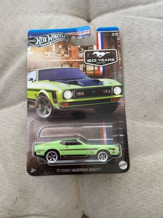 Hot Wheels '71 Ford Mustang Mach 1 Silver Series