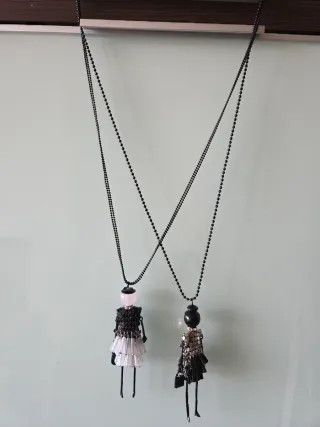 Collares de muñeca con abalorios
