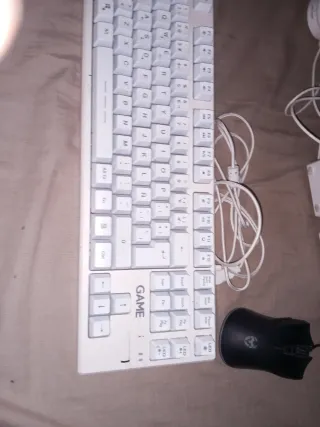 Pack Teclado, ratón y altavoces.