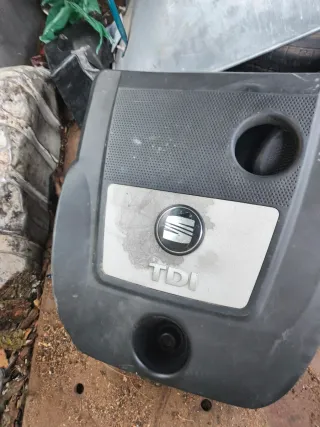 Tapa motor Seat León FR TDI