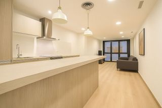 Local comercial en venta en Sants-Badal en Barcelona