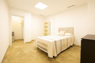 Local comercial en venta en Sants-Badal en Barcelona