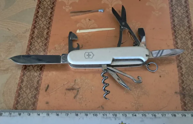 Coltellino Victorinox Bianco mai usato