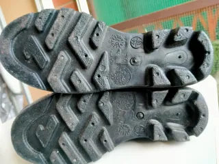 Botas de agua verdes marca AUDA