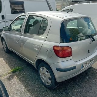Toyota Yaris 2005