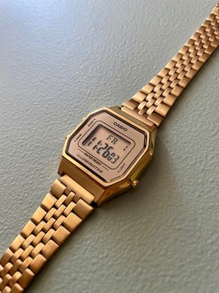 Reloj Casio Digital Dorado
