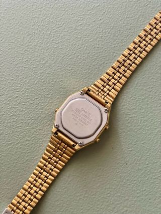 Reloj Casio Digital Dorado