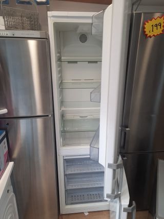 Nevera BEKO Blanca con Garantía y Transporte