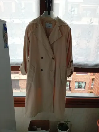 Gabardina Beige mujer amplia