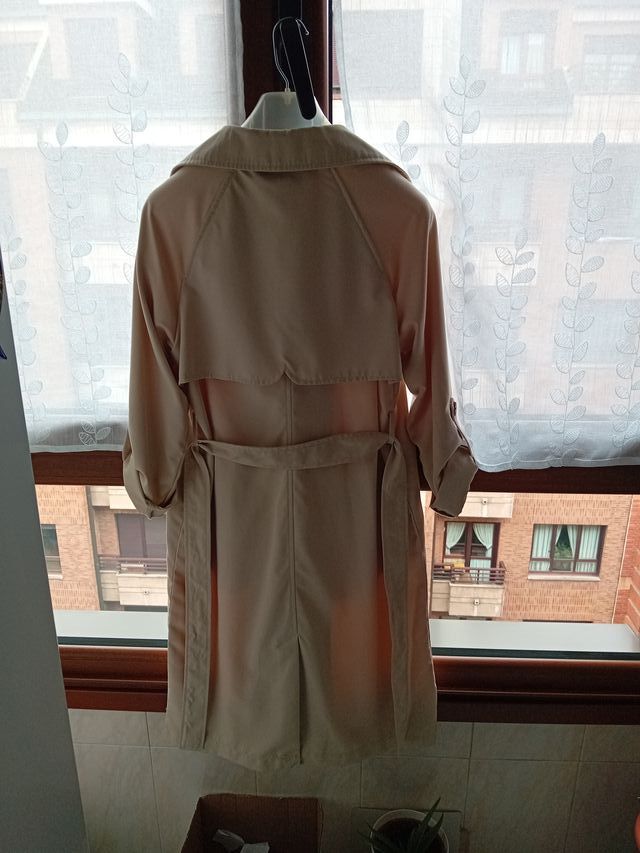 Gabardina Beige mujer amplia