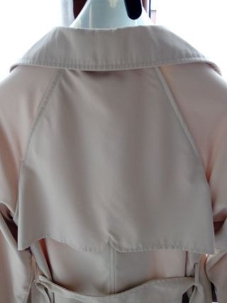 Gabardina Beige mujer amplia