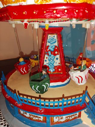 Giostra musicale vintage con luci e suoni