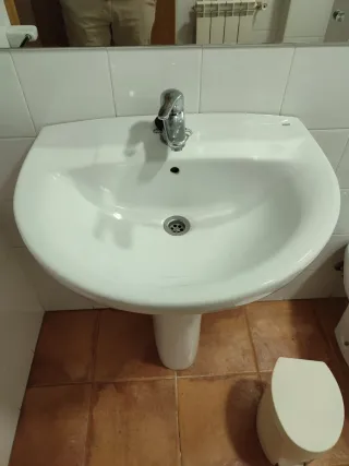 27 Juegos de baño ROCA WC, lavabo y bidé