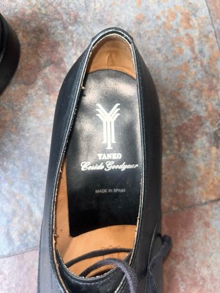 Zapatos Yanko Negros