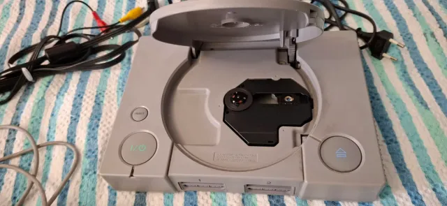 Ps1 - PlayStation 1 - Sony Grigia Completa + gioco