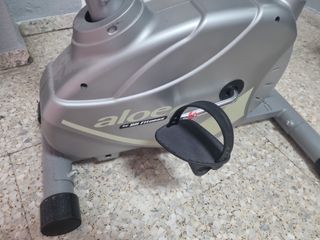 Bicicleta Estática Aloe BH Fitness
