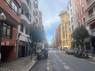 Garaje en venta en Barrio de Abando en Bilbao
