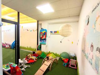 Local comercial en venta en León en Sevilla