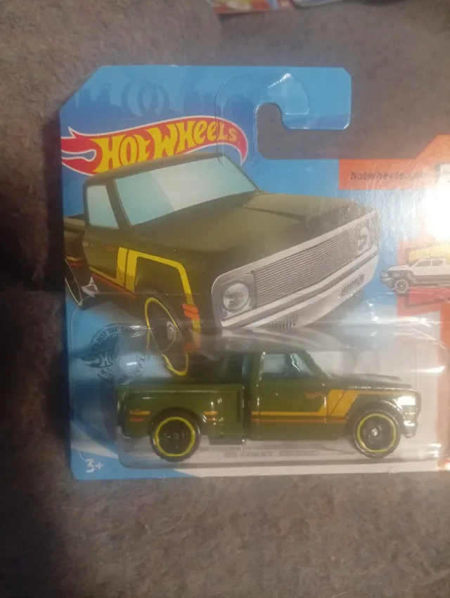 Hot Wheels Camión Chevrolet C10 Verde