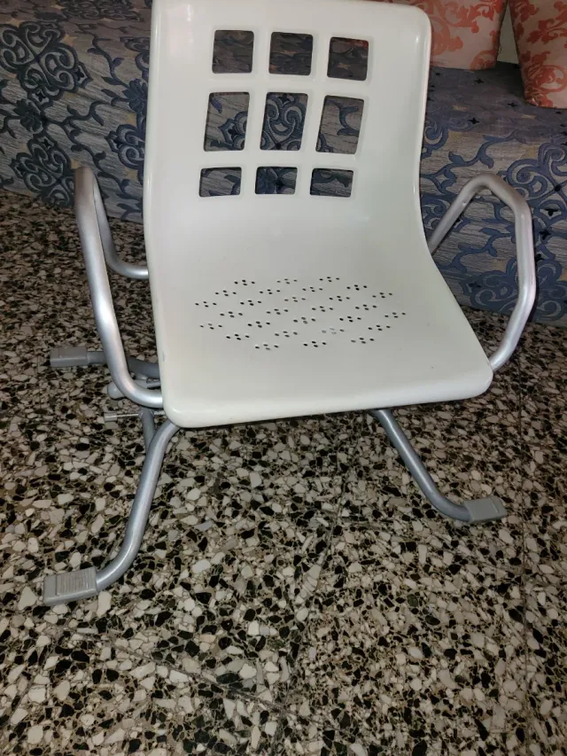 Silla de baño antideslizante
