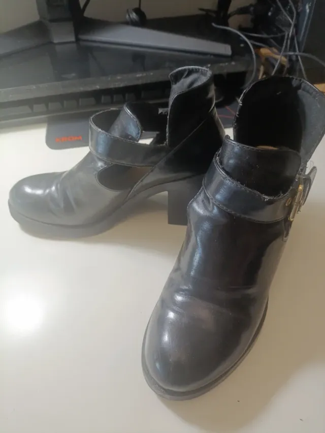 Botines Pull&Bear negros