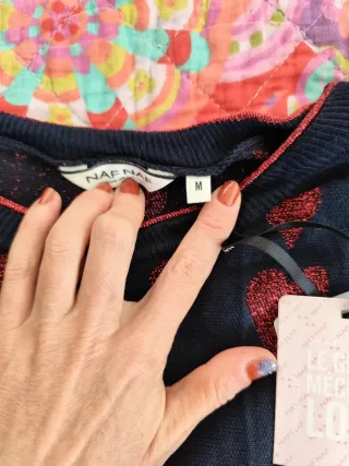 Jersey Naf Naf Corazones Azul Marino y Rojo