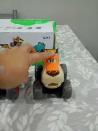 Lote de vehículos Monster truck 