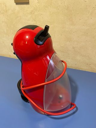 Cafetera Nescafé Dolce Gusto Roja