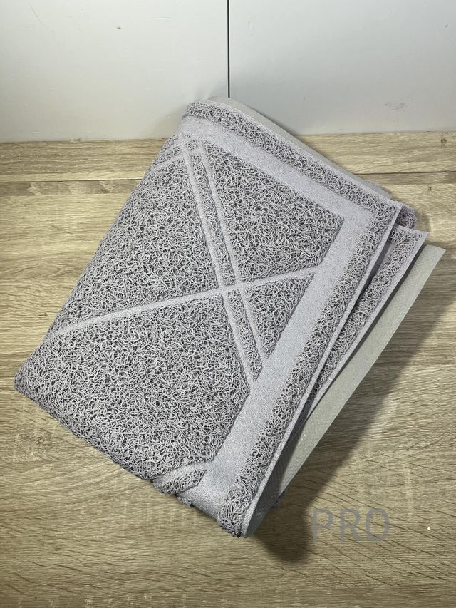 Alfombra para arenero de gatos Amazon Basics