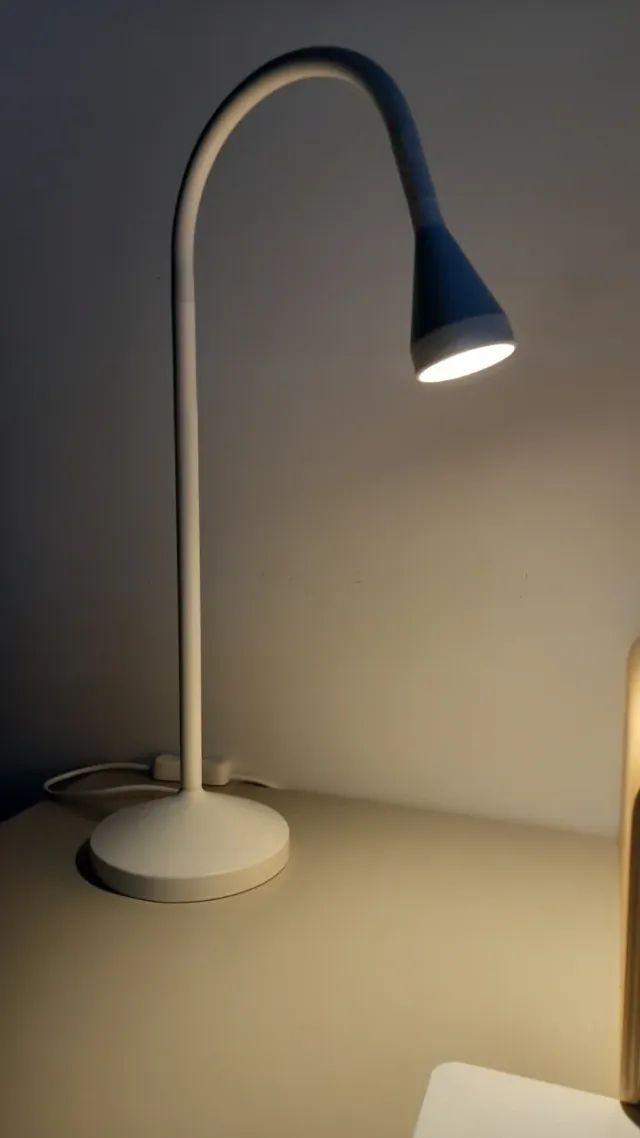 Lámpara de escritorio Ikea
