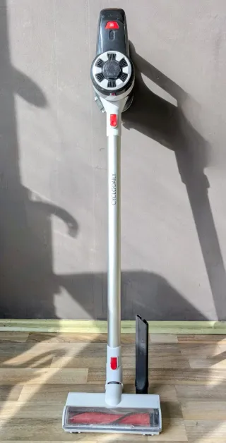 Aspiradora escoba CYCLO.DAILY